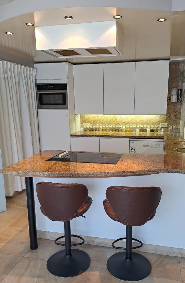 Beautyd Grey Room Centrum Gullegem Wevelgem Ngoại thất bức ảnh
